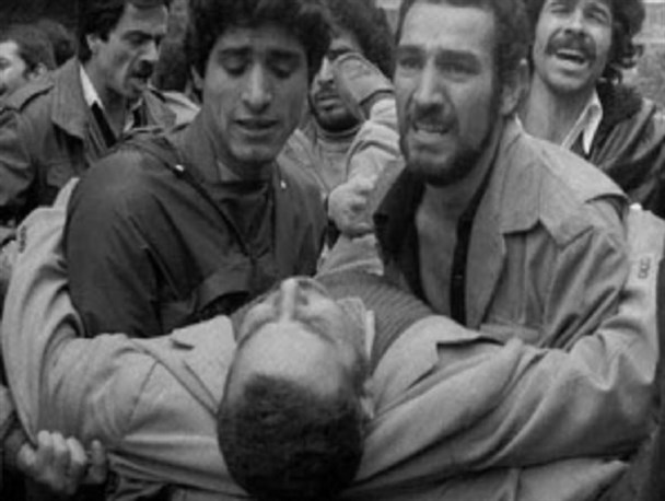 نگاهی به زندگی شهدای کرمانشاهی انقلاب از زبان خانواده آنها/ از معلمی که یک روز پس از انقلاب به شهادت رسید تا دانشجویی با فعالیت های چشمگیر انقلابی