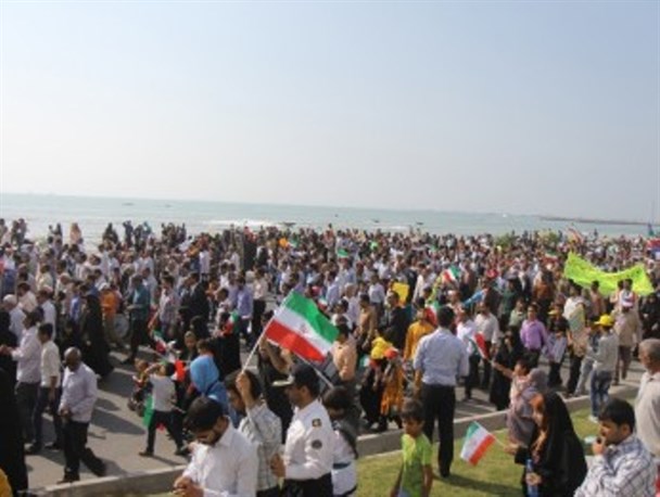 خروش دلاوران خلیج نیلگون فارس در روز ۲۲بهمن/ حضور کارناوالی کاندیدای مجلس در راهپیمایی