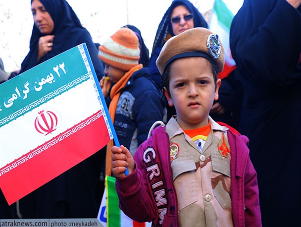 حضور حماسی نسل پنجم انقلاب در راهپیمایی ۲۲ بهمن در بجنورد
