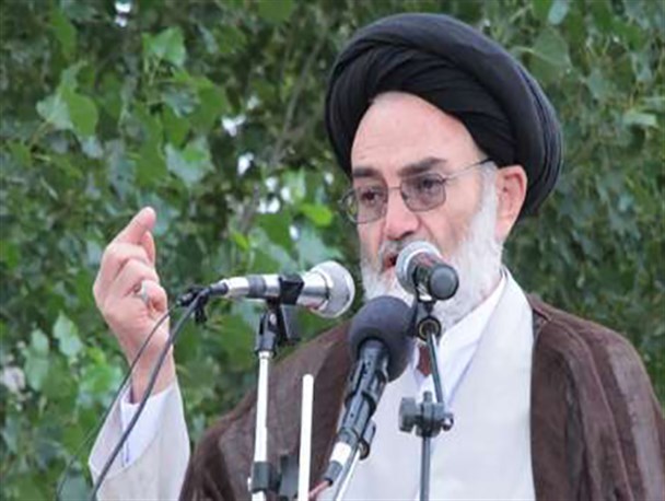 ملت ایران پاسخ دشمنان را با مشت های گره کرده دادند