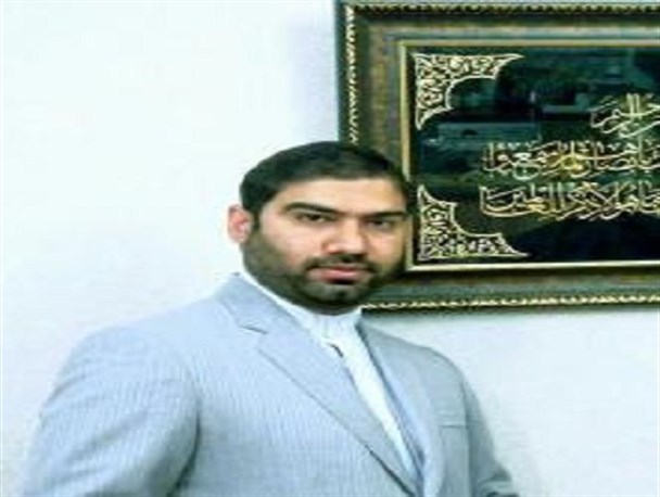 آمریکا برای حل بحران های منطقه ای و جهانی به ایران نیازمند است/ تضعیف توان نظامی و اقتدار کشور یعنی خیانت