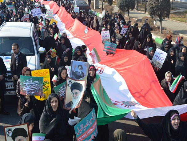 شکوه حضور در راهپیمایی ۲۲ بهمن شهر اندیشه + تصاویر