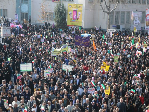 خروش تماشایی مردم انقلابی گلستان در جشن انقلاب+تصاویر