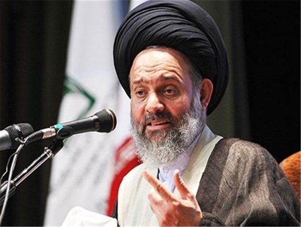 هر چه دشمن بر دامنه توطئه‌اش بی افزاید مردم بصیرتر می‌شوند/خدشه‌دار شدن وحدت ملی و دینی تهدیدی بزرگ برای انقلاب و مردم