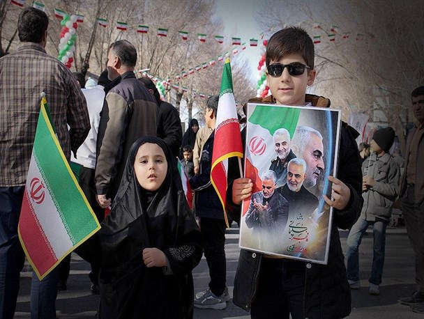 استقبال بی نظیر یزدی ها از پویش فجر سلیمانی