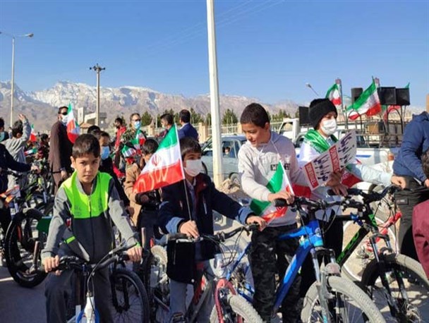 راهپیمایی ۲۲ بهمن متفاوت در سطح استان یزد+تصاویر