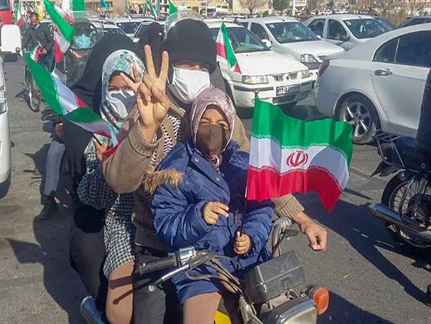 با حضور یزدی ها بهمن امسال تماشایی تر شد