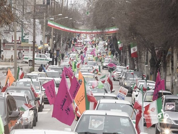 قزوینی‌ها در چهل و سومین بهار انقلاب گل کاشتند