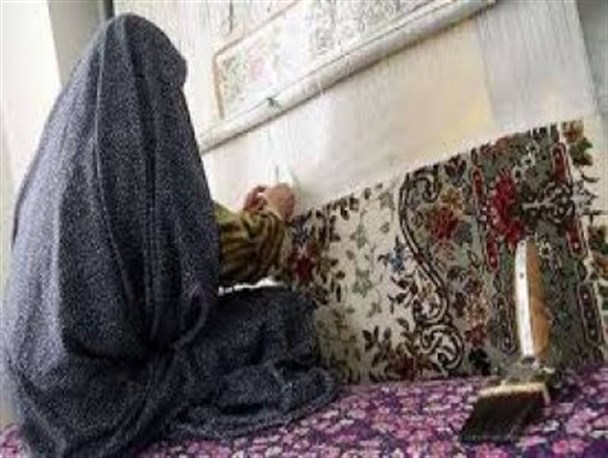 برش اولین دار قالی در شهرستان سربیشه جهت بازسازی عتبات و عالیات