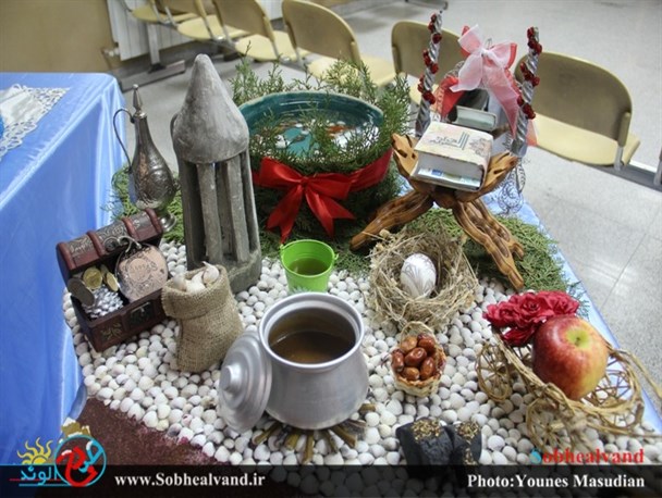 برگزاری جشنواره سفره های هفت سین سنتی در مرکز جهاد دانشگاهی همدان