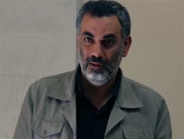 تهی کردن ماهیت گفتمان انقلاب اسلامی هدف جریان نفاق است/ بصیرت فاطمی نیاز اساسی در همه زمان ها