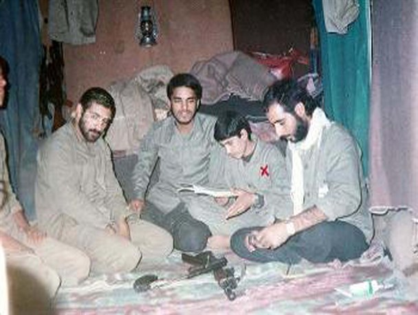 شهدا ،ستارگانی که راه را نشان می دهند