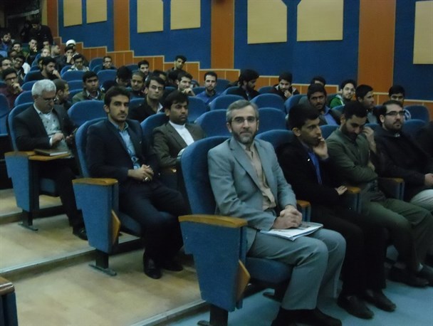 نشست بصیرتی"از مذاکرات تا انتخابات" در دانشگاه بیرجند به روایت تصویر