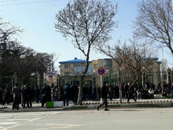 پاس کاری کارگران ذوب آهن اردبیل بین استانداری و اداره کار