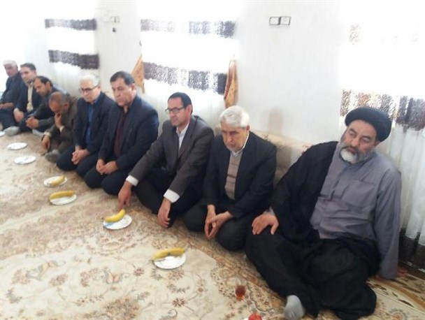دیدار با خانواده اولین شهید مدافع حرم اسلام آبادغرب+ تصویر