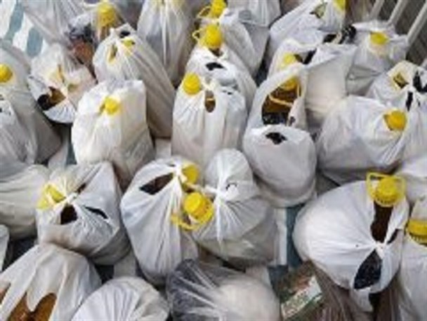 یک هزار و ۵۰۰ سبد غذایی بین نیازمندان توزیع می شود/ ۳۰۰ دانش آموز زیر پوشش در آستانه سال جدید حمایت مادی دریافت می کنند
