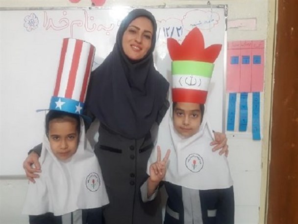 وقتی مناظره استکبارستیزانه ۲ دانش آموز مشکین دشتی، فضای مجازی را قبضه کرد/ ابلاغ تقدیر سردار غیب پرور به آموزشگاه غنچه های بهشت