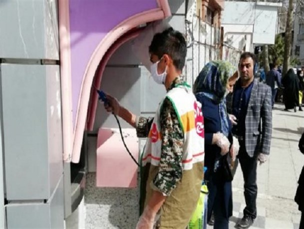 فعالیت ۴۷ گروه جهادی برای شکست کرونا/خدمات مدافعان سلامت ادامه دارد