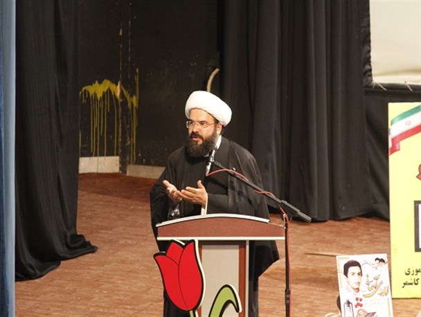 اوکراین عبرتی برای غرب زده‌های داخلی و خارجی شده است/ اعتماد به آمریکا، وضعیتی نظیر اوکراین را رقم می‌زند