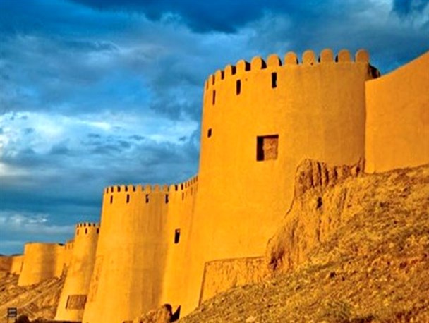 سفر به پایتخت نساجی سنتی ایران؛ از "ارگ بلقیس" تا دیار کشتی با چوخه