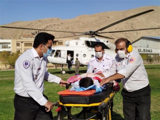 کارشناسان اورژانس یزد ناجی جان کارگر ۲۰ ساله شدند