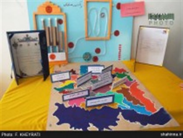 نمایشگاه هسته ای در دبیرستان بهشت شاهین شهر برپا شد