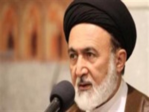 گردهمایی ۱۰هزار زائر عمرده مفرده در اصفهان