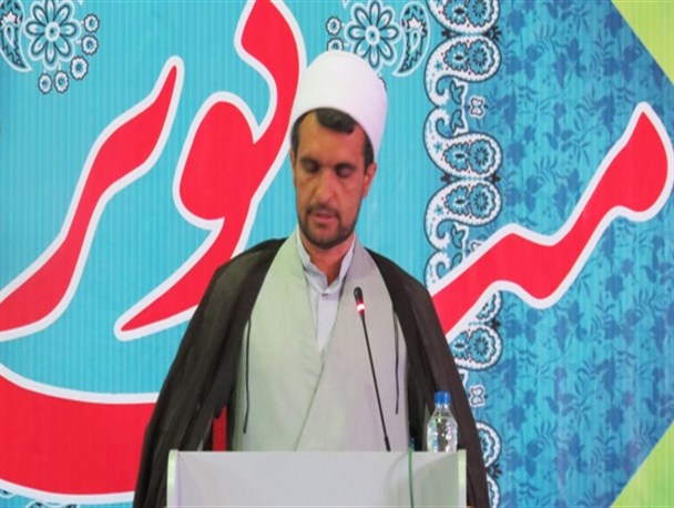 نقش همسری و مادری، دو نقش بی بدیل زنان در جهان آفرینش است