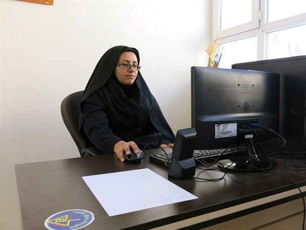 اشتغالزایی 17 نفر توسط بافنده کارآفرین ایلامی