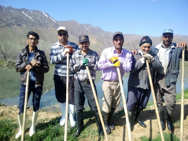 لایروبی جوی های کشاورزی روستای خان‌آباد خمین+عکس