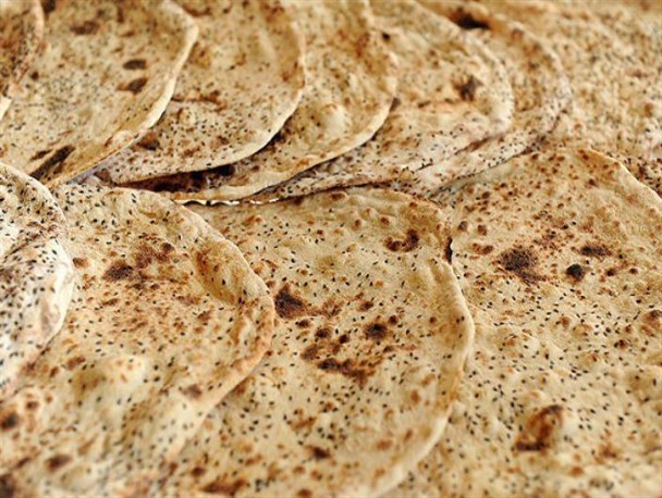 خودنمایی نان بی کیفیت در بندرعباس