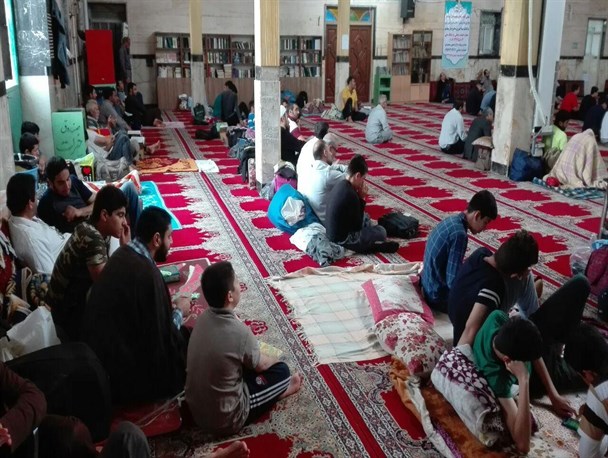 گزارش تصویری مراسم معنوی اعتکاف در شهرستان گرمسار