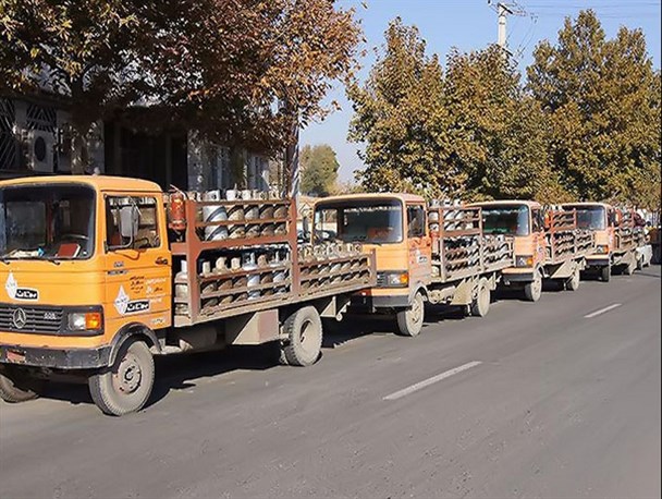آغاز به کار شرکت توزیع سیلندر گاز همزمان با گاز رسانی به زاهدان!/فرماندار: گازرسانی به زاهدان زمانبر است