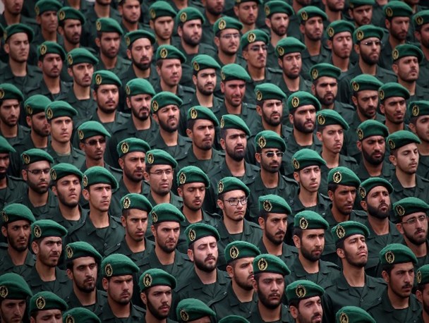 دعوت مردم به حضور در راهپیمایی حمایت از سپاه پاسداران/همه به کمپین " جمعه پاسداری " خواهیم پیوست