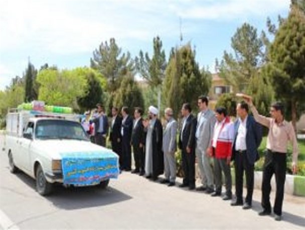 ۱۶۰ میلیون کمک نقدی و غیر نقدی با بدرقه مسئولین رفسنجان به خوزستان ارسال شد+تصاویر