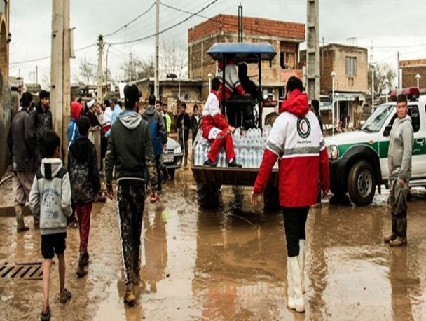 آماده‌باش کامل 24 شعبه هلال‌احمر استان به دنبال اعلام هشدار سیل