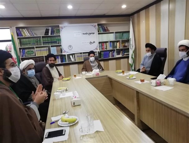 دولت به‌فکر کمک به اقشار آسیب‌دیده از کرونا باشد