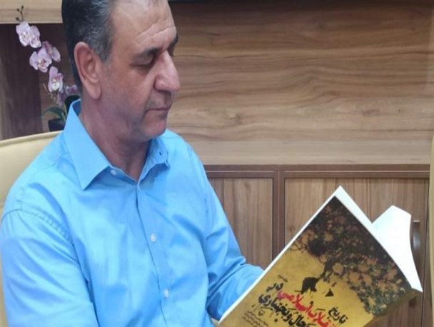 انقلاب اگرچه دارای شاخصه‌ها و ویژگی‌های خاص خود است ولی دارای ژانر مستقلی از هنر نیست