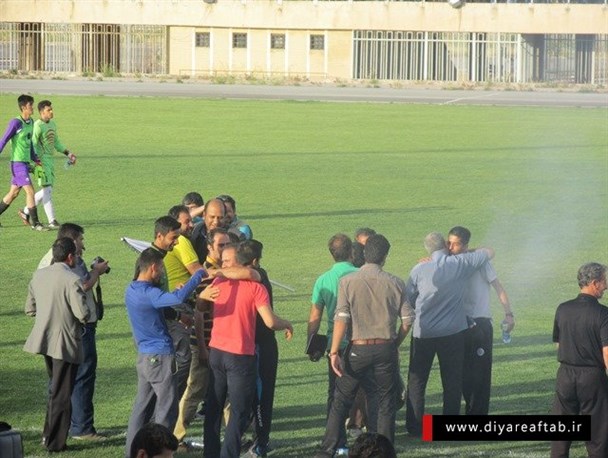 آلومینیوم اراک به رقابت های لیگ دسته یک فوتبال کشورصعود کرد