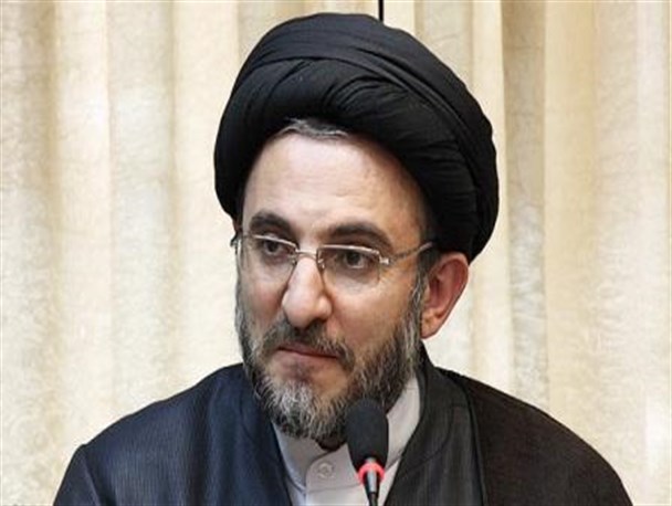 برای تولید فرهنگ نباید منتظر غربی ها بود