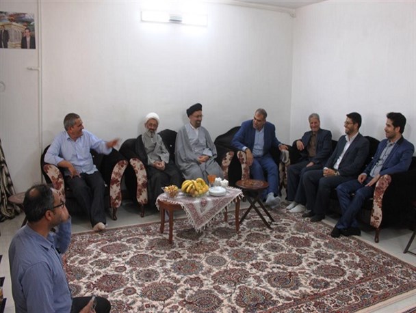 دیدار مسئولان شهرستان دلیجان با جانبازان سرافراز