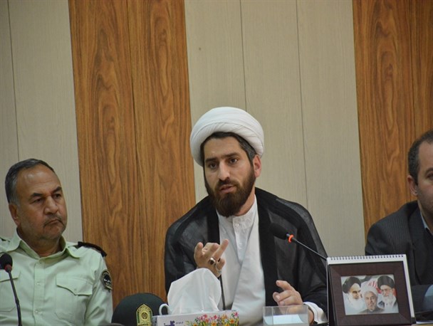 عزت در برابر دشمن اصل اولیه دراقتصاد مقاومتی است