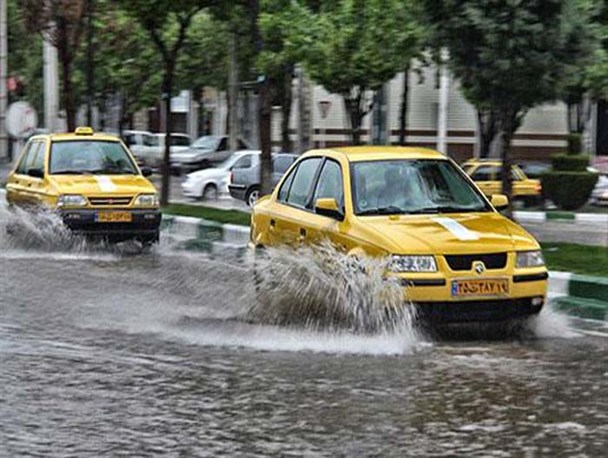 هواشناسی بروجرد نسبت به آبگرفتگی معابر هشدار داد