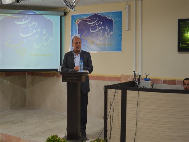 همایش شوراها و دهیاران شهرستان فیروزکوه برگزار شد