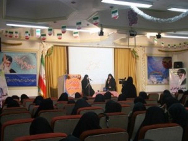 همایش محبت الهی و سبک زندگی اسلامی در آران و بیدگل/ تصاویر