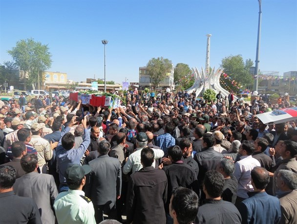 تشییع پیکر پاک شهید وحید مرشدی از نگاه دوربین