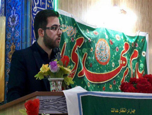 کسی که از رهبری دم می زند نباید فتنه گران را برادر خود بنامد