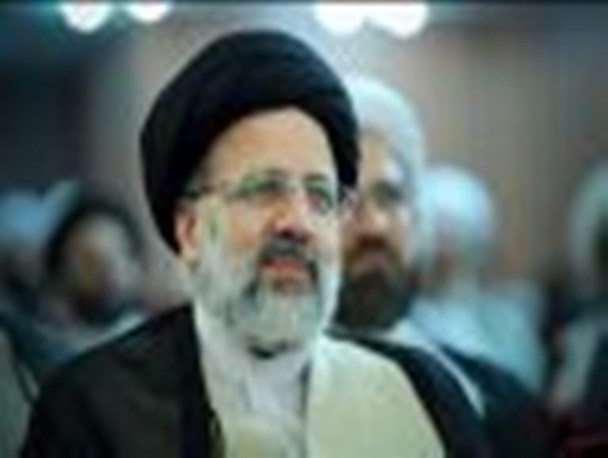 حجت الاسلام و المسلمین رئیسی امروز در جمع مردم ارومیه سخنرانی می کند
