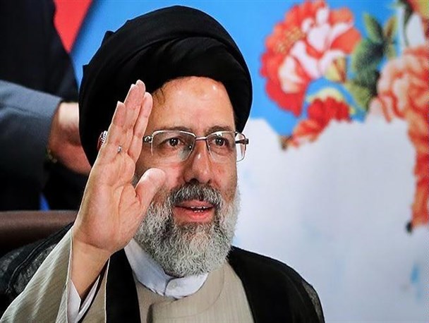 حجت الاسلام رئیسی وارد شهرکرد شد