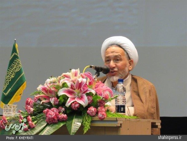 مقام امامت محدود به سن نمی شود